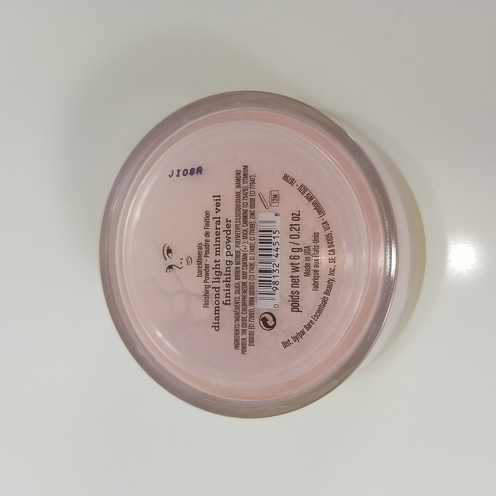 Bare Minerals Diamond Light Mineral Veil - Picture 7 of 13